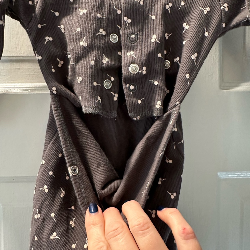 POUF BABY ONESIE BONNET! - Picture 5 of 8